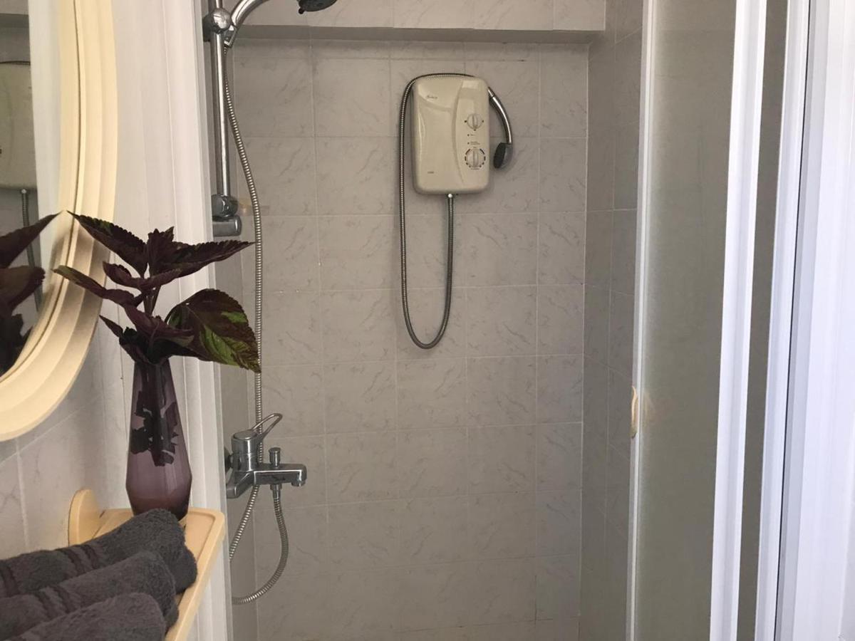 Sweet N' Boujee Studio Apartment With Varenda パ フォス エクステリア 写真